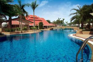 Shangri-La Hotel Bangkok & Thai Garden Resort