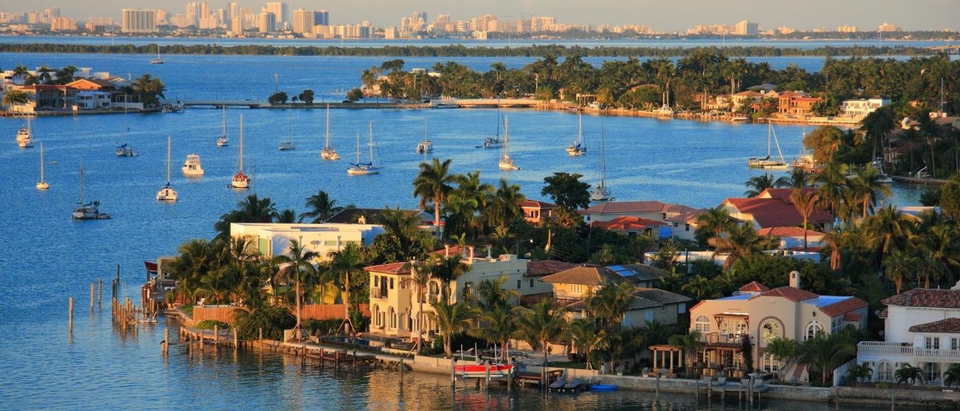 Bahamas Macro 2